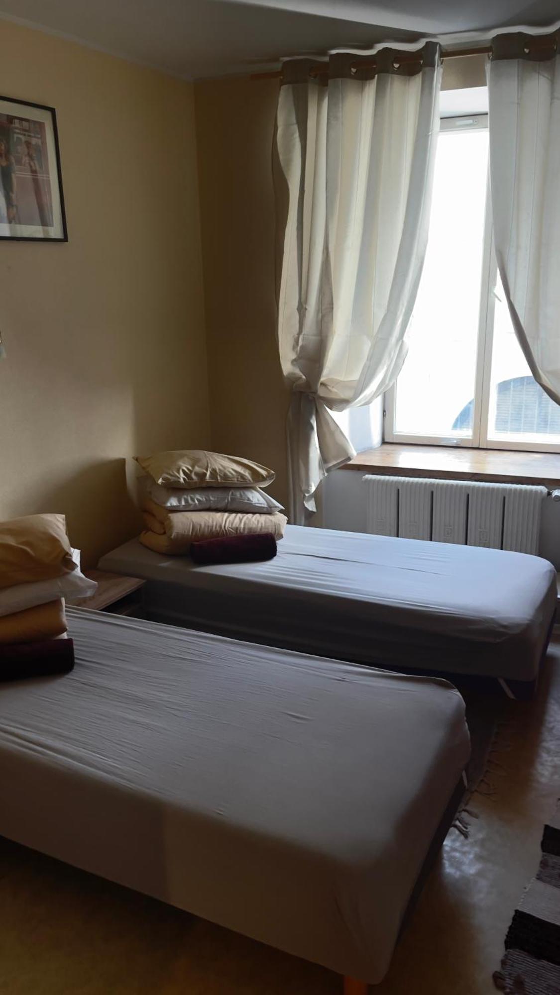 Reval Hostel Bagian luar foto