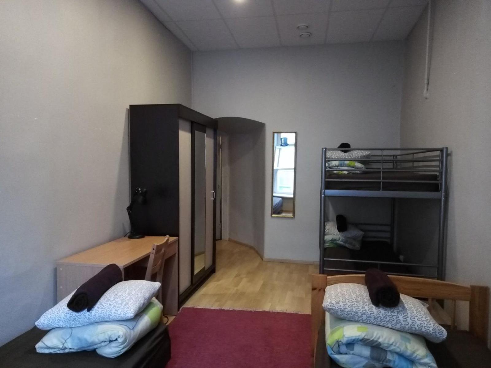 Reval Hostel Bagian luar foto