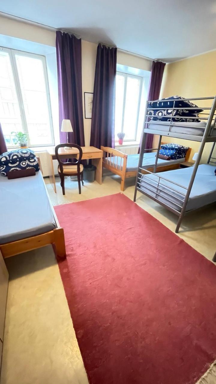 Reval Hostel Bagian luar foto