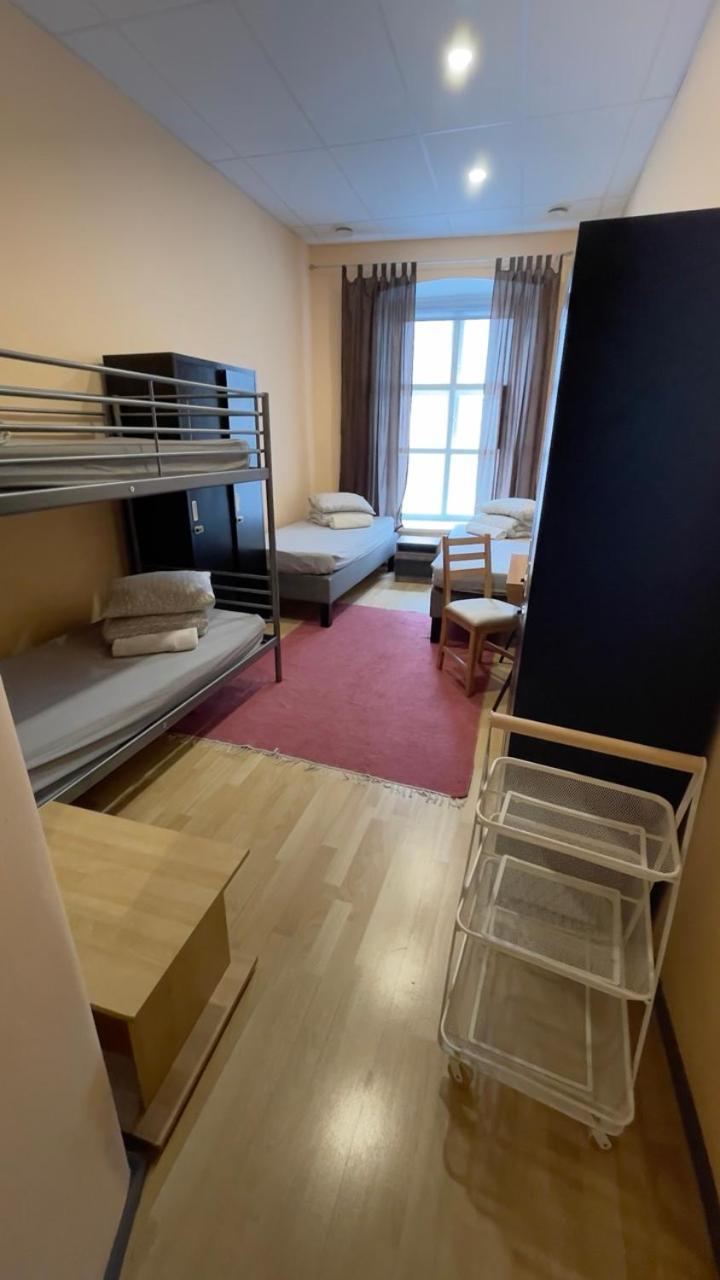 Reval Hostel Bagian luar foto