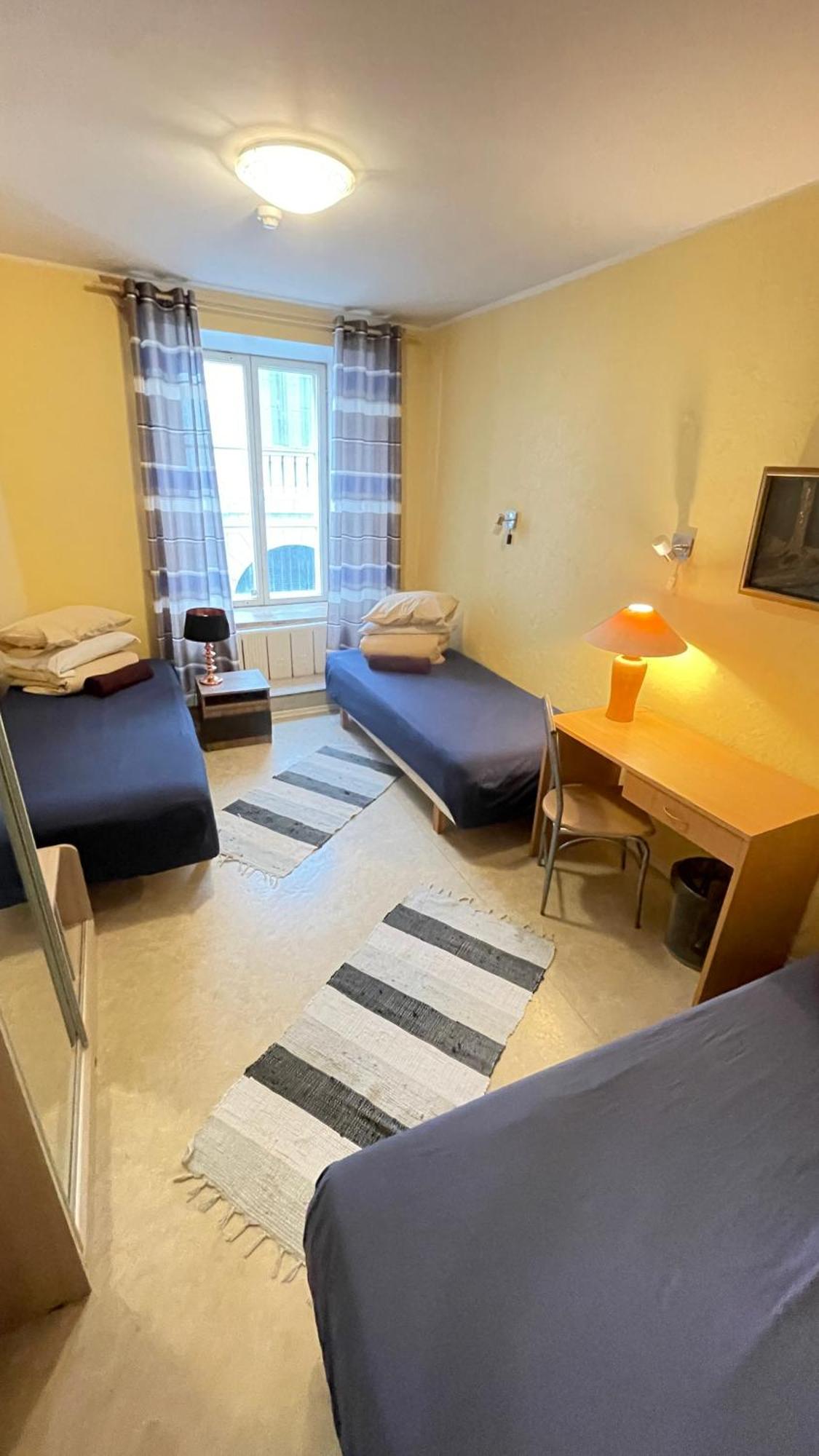 Reval Hostel Bagian luar foto